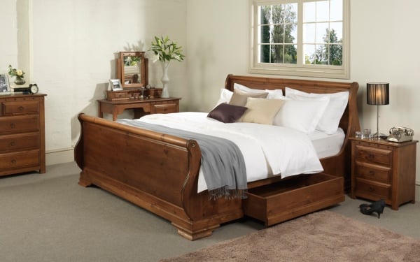 Camarge Sleigh Bed in Old Wood
