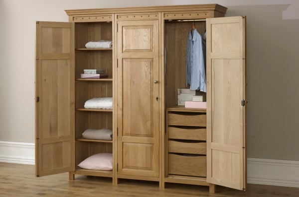 Solid Oak 3 Door Wardrobe