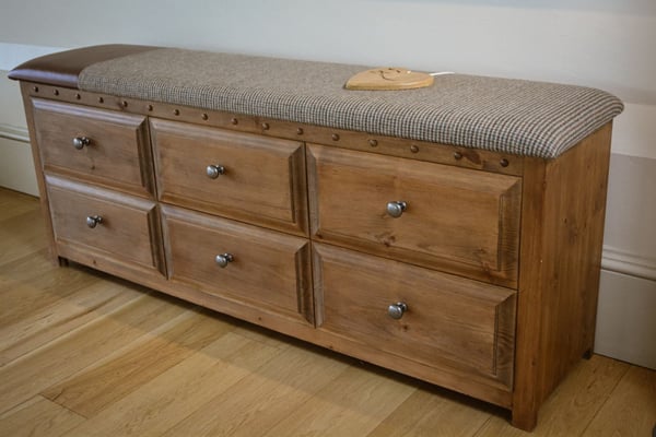 Solid Wood Blanket Chest with Drawers