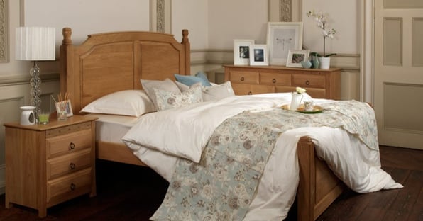 The Windsor Bed is a British-inspired design, handcrafted by our team in Britain 