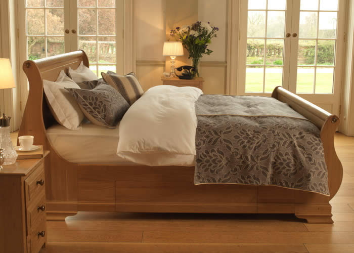 Solid oak sleigh bed sales