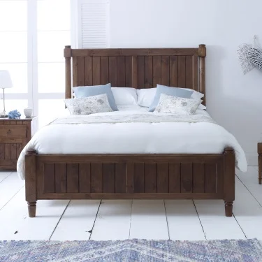 Shaker-Bed-in-Old-Wood.jpg